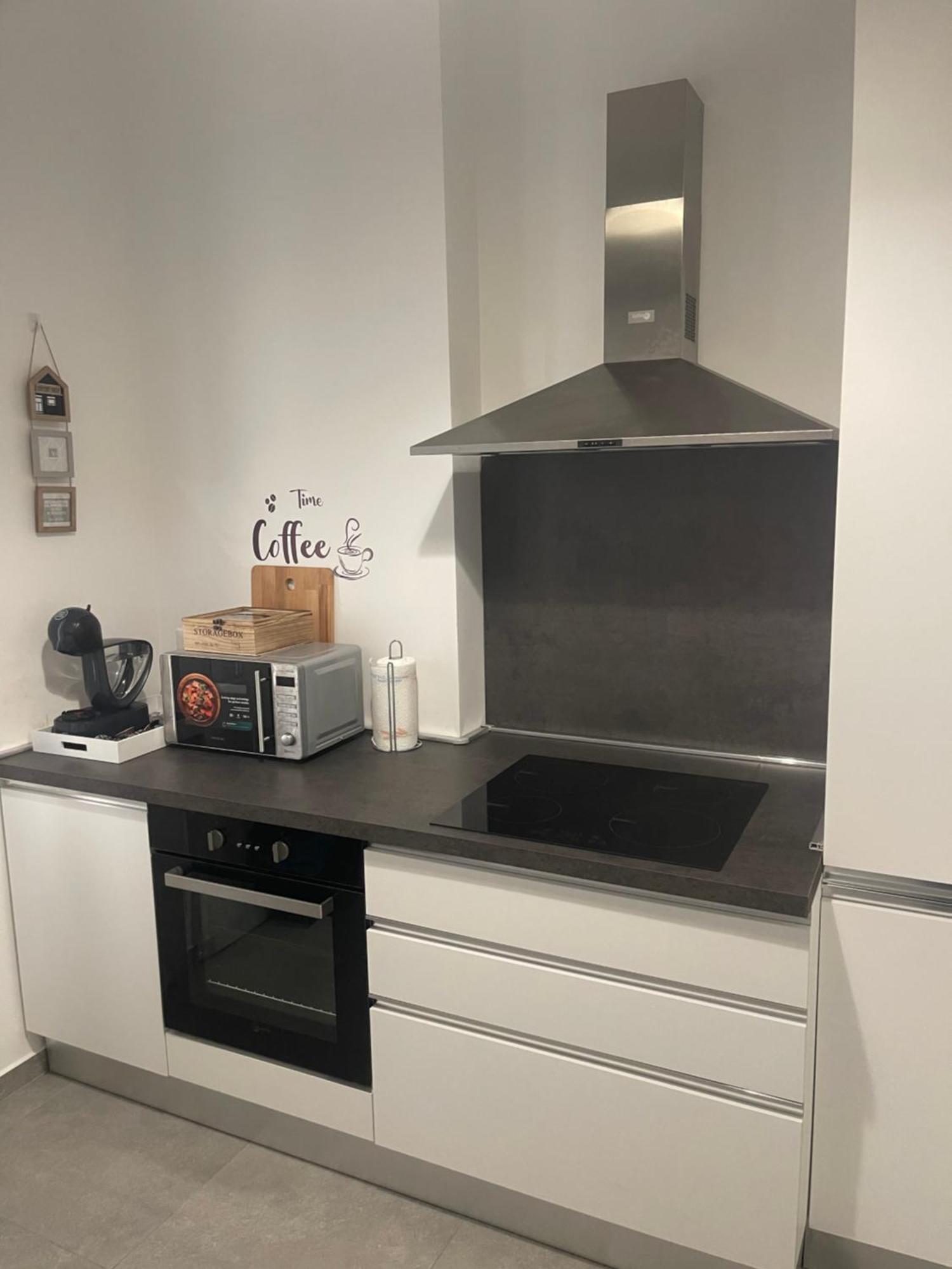 Deluxe Apartment Self Check In Parking 热那亚 外观 照片